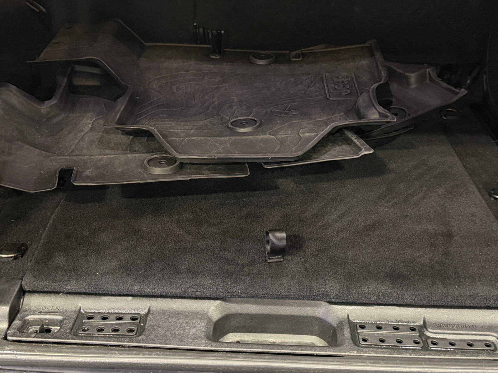 Thumbnail: 2018 Jeep Wrangler - 7