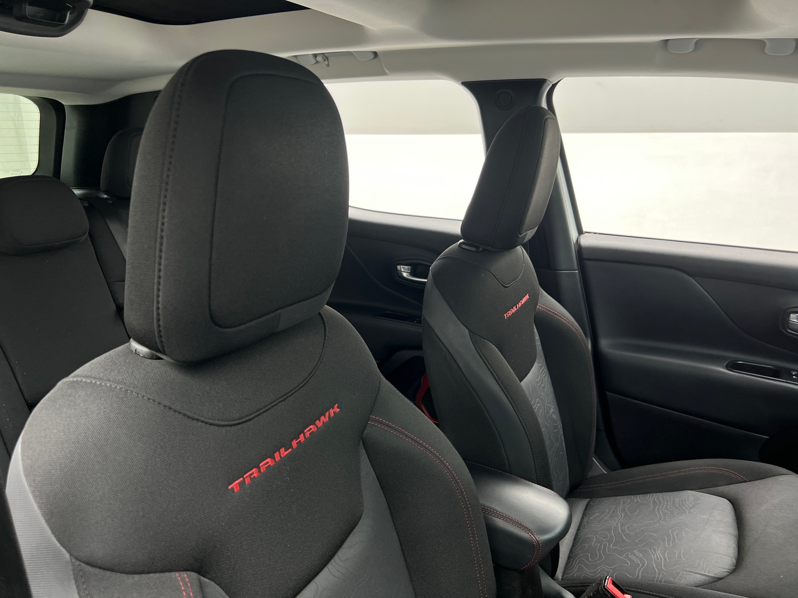 Thumbnail: 2017 Jeep Renegade - 2