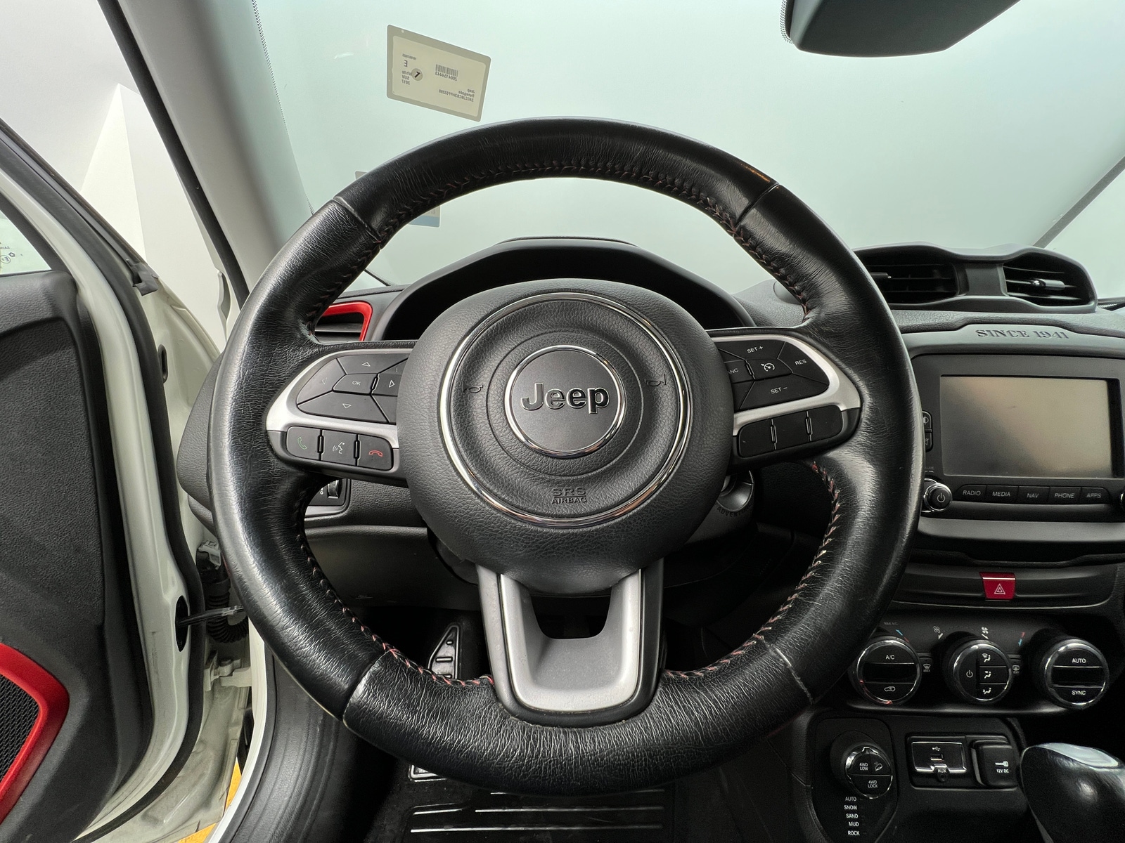 Thumbnail: 2017 Jeep Renegade - 5