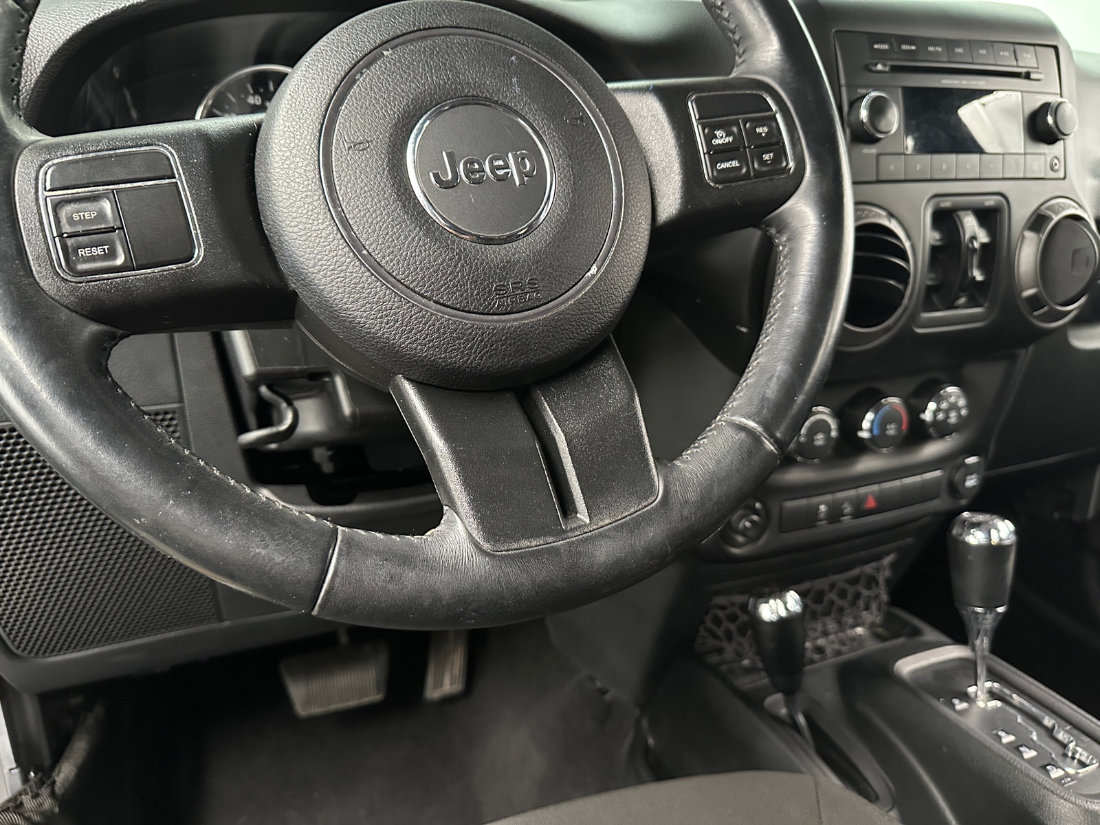 Thumbnail: 2017 Jeep Wrangler - 5