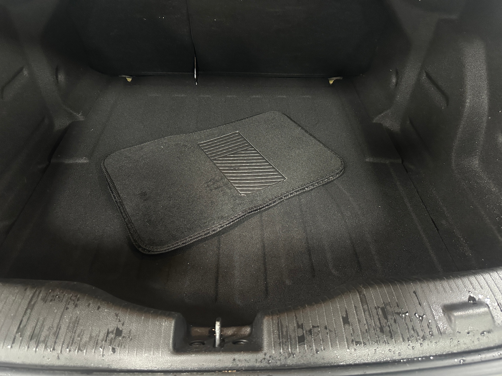 Thumbnail: 2019 Chevrolet Cruze - 6