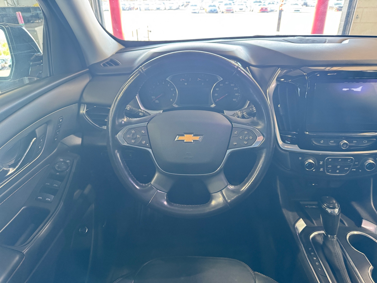 Thumbnail: 2019 Chevrolet Traverse - 4