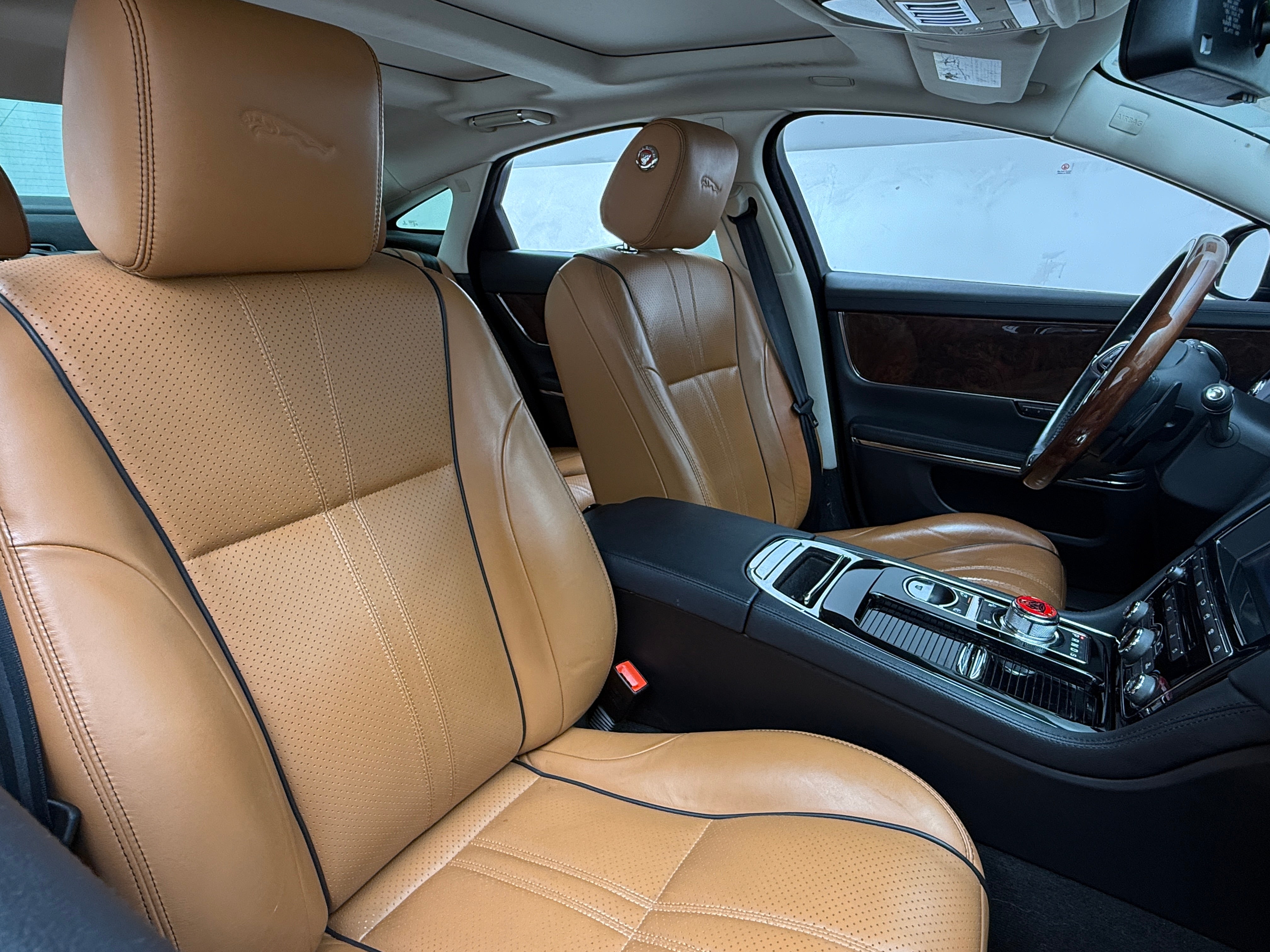 2016 Jaguar XJ
