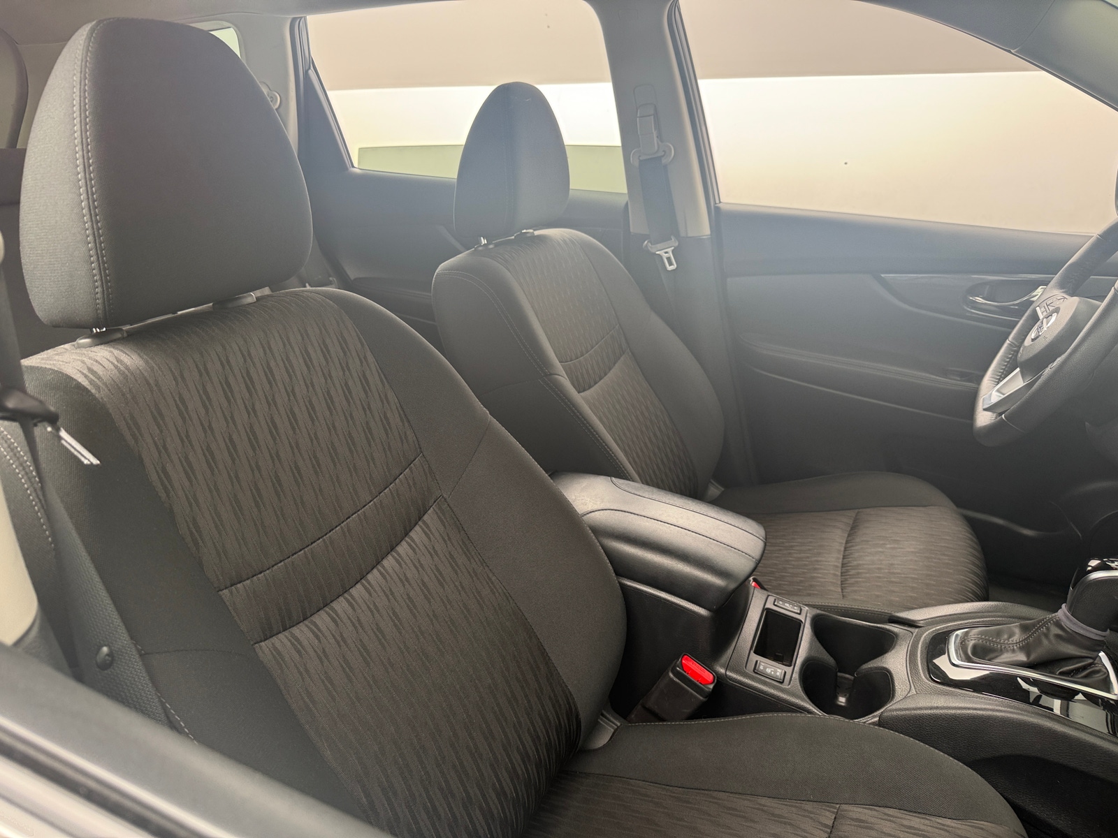 Thumbnail: 2020 Nissan Rogue - 2