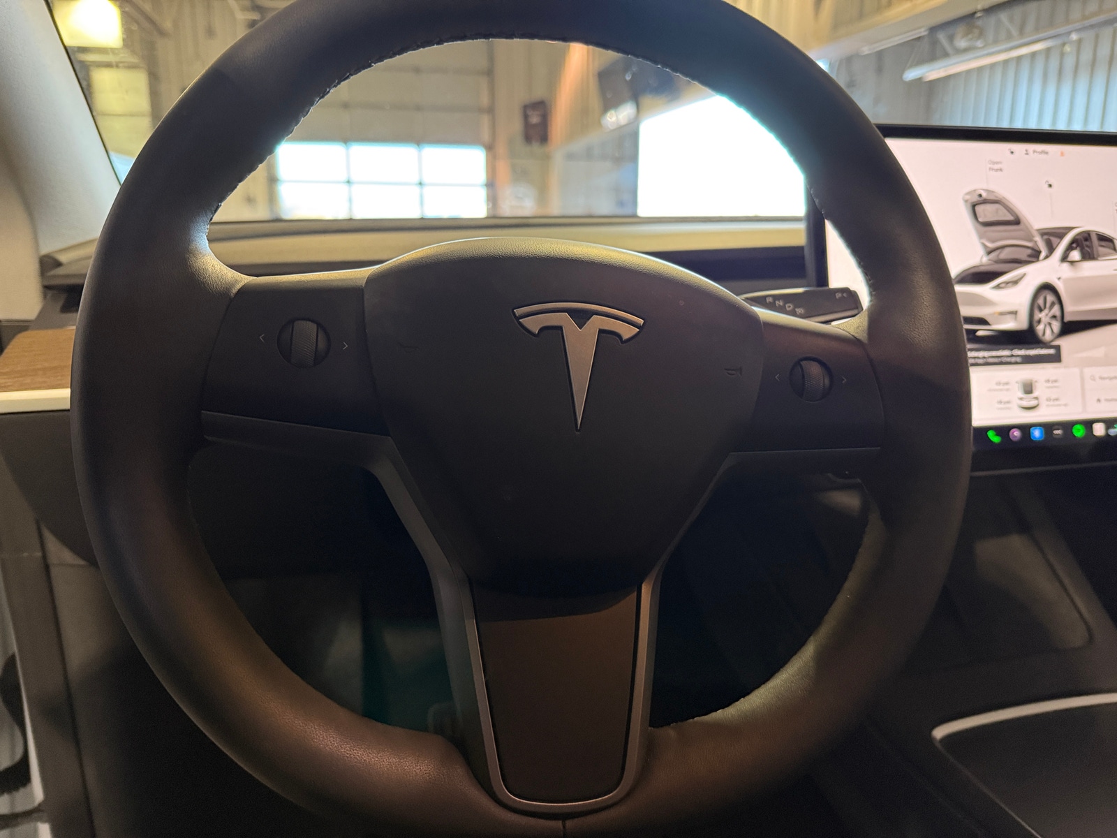 Thumbnail: 2023 Tesla Model Y - 4