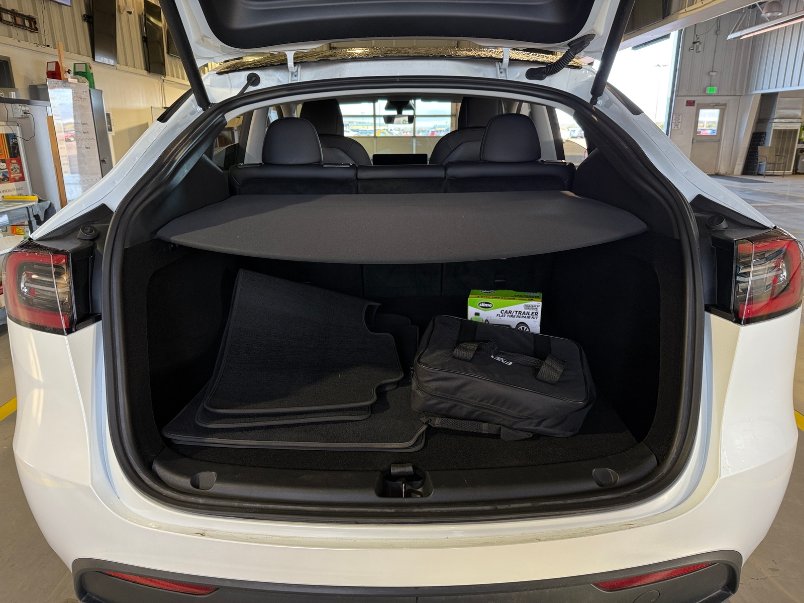 Thumbnail: 2023 Tesla Model Y - 6