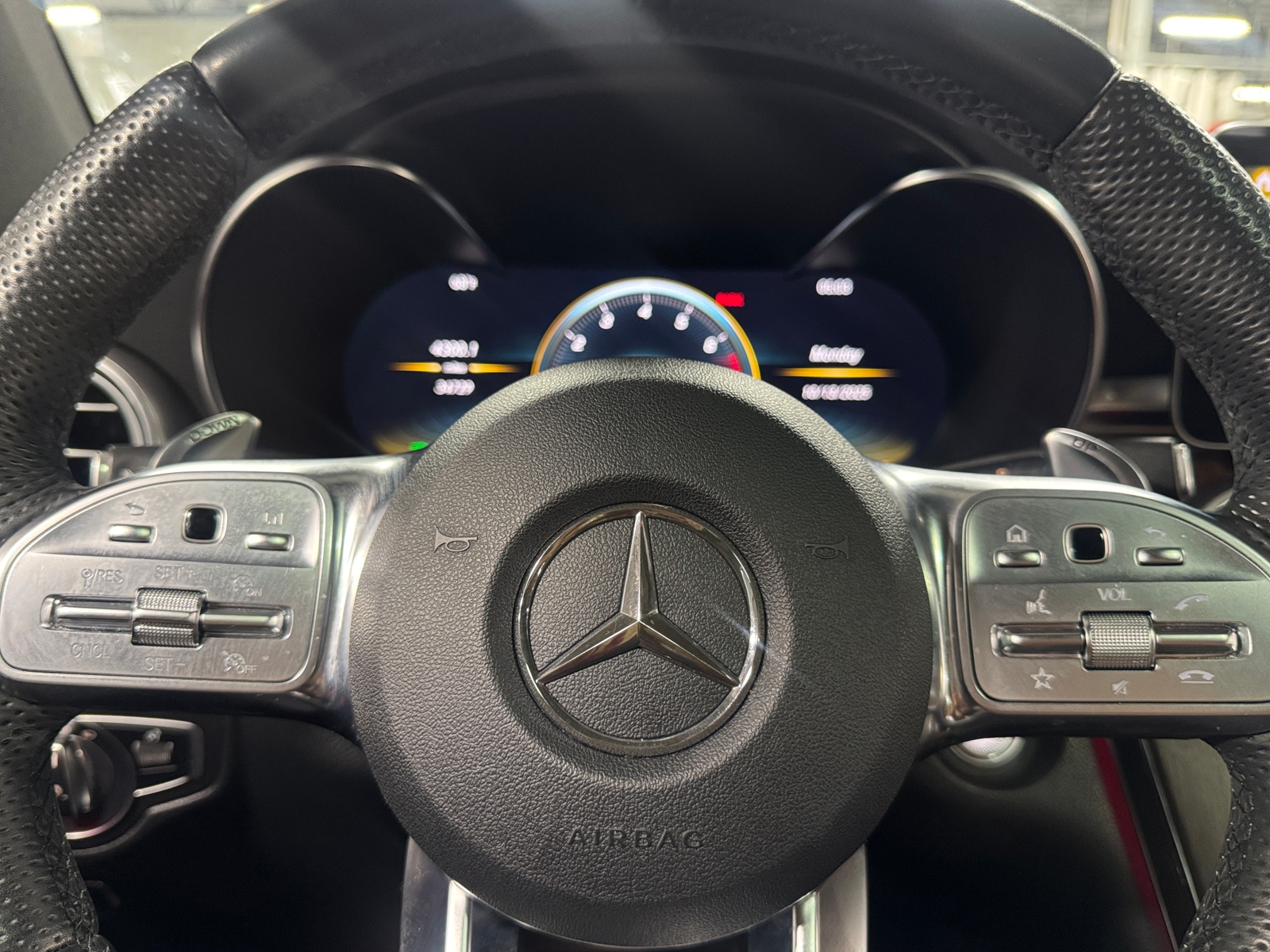 Thumbnail: 2020 Mercedes-Benz GLC - 4