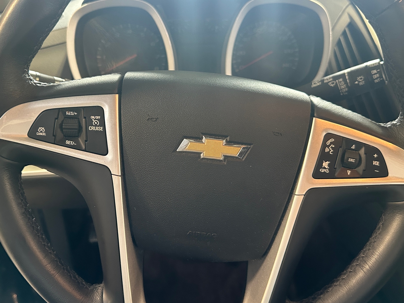 Thumbnail: 2017 Chevrolet Equinox - 4