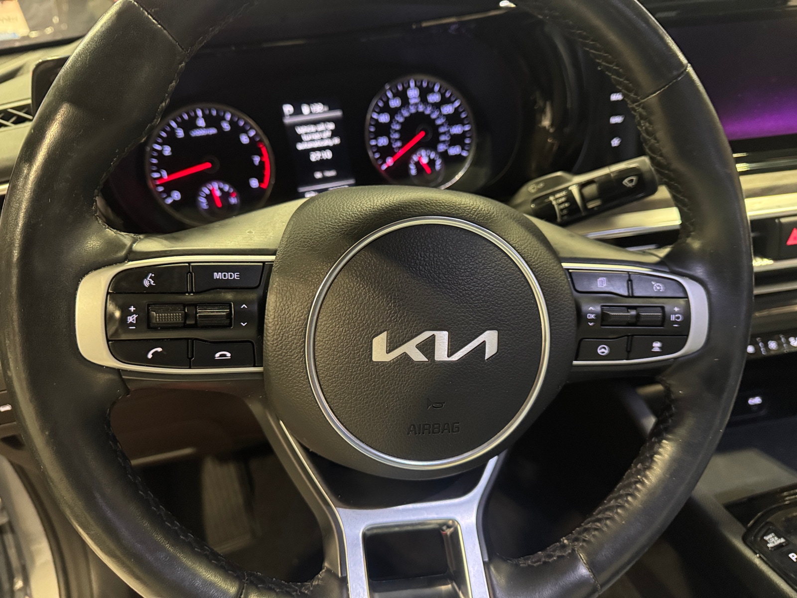 Thumbnail: 2023 Kia K5 - 4