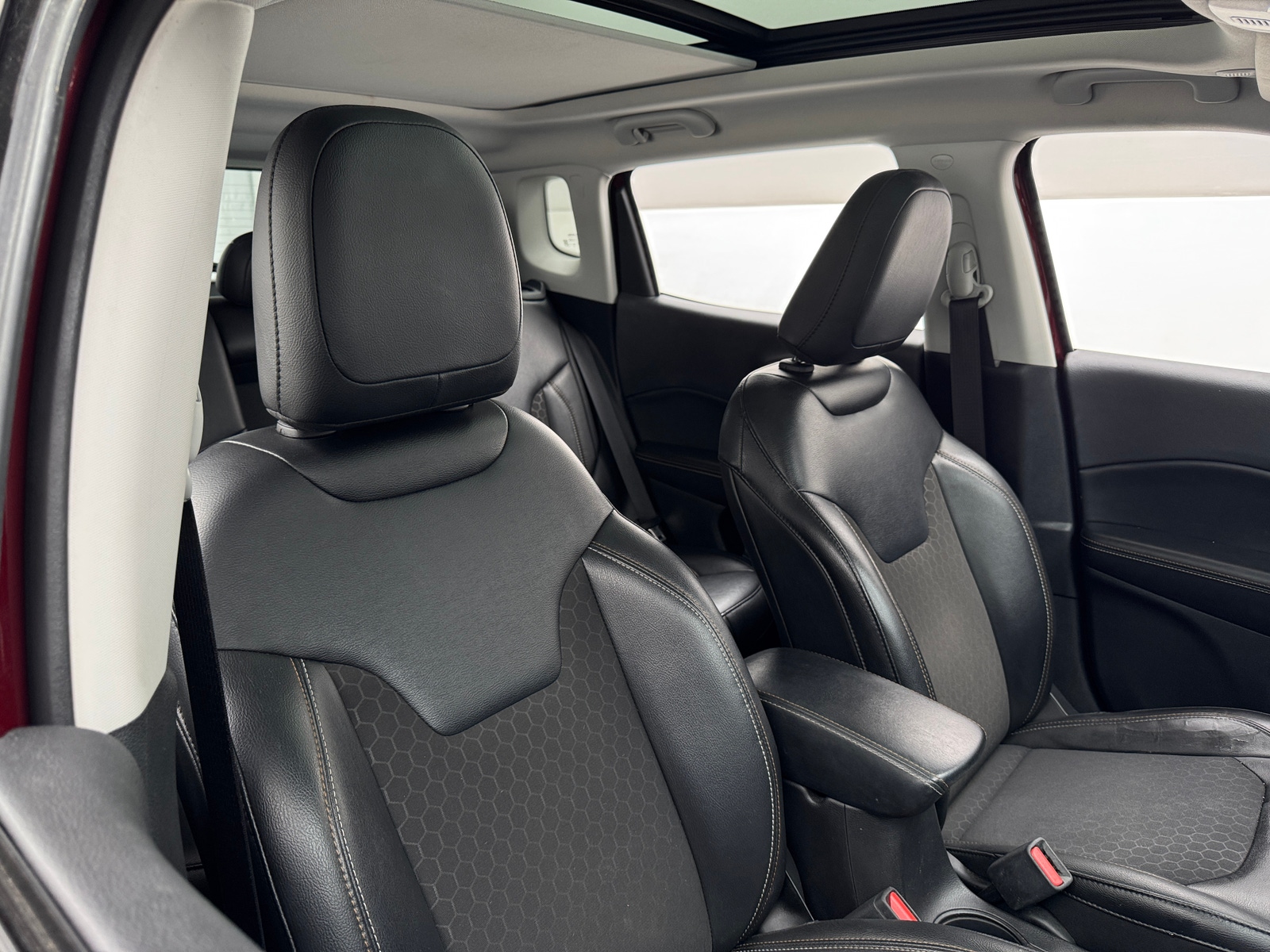 Thumbnail: 2020 Jeep Compass - 2