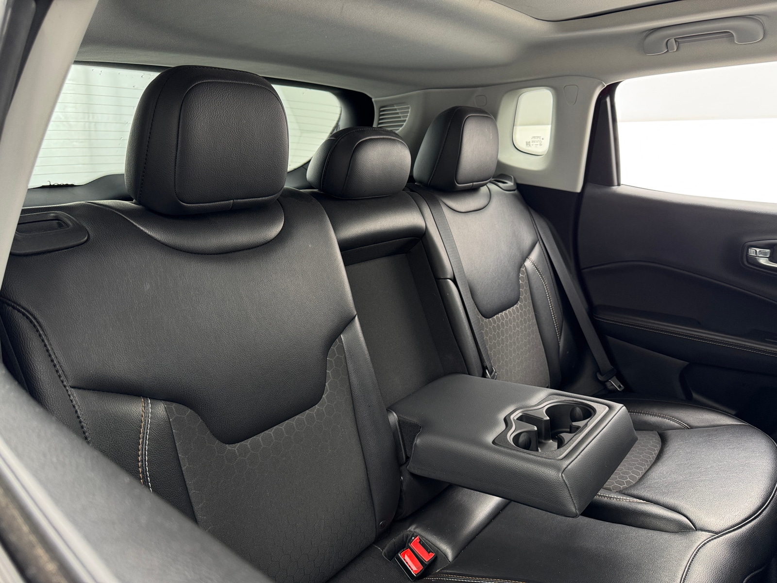 Thumbnail: 2020 Jeep Compass - 6