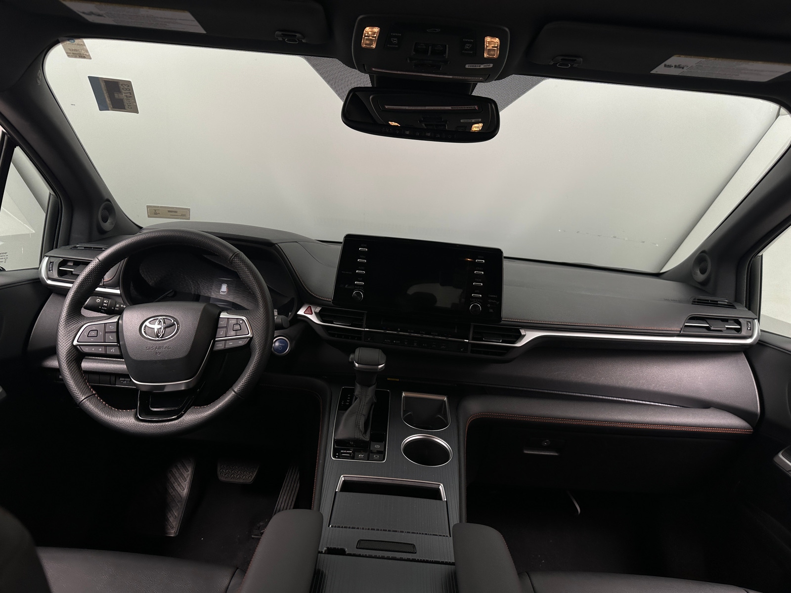 Thumbnail: 2022 Toyota Sienna - 2