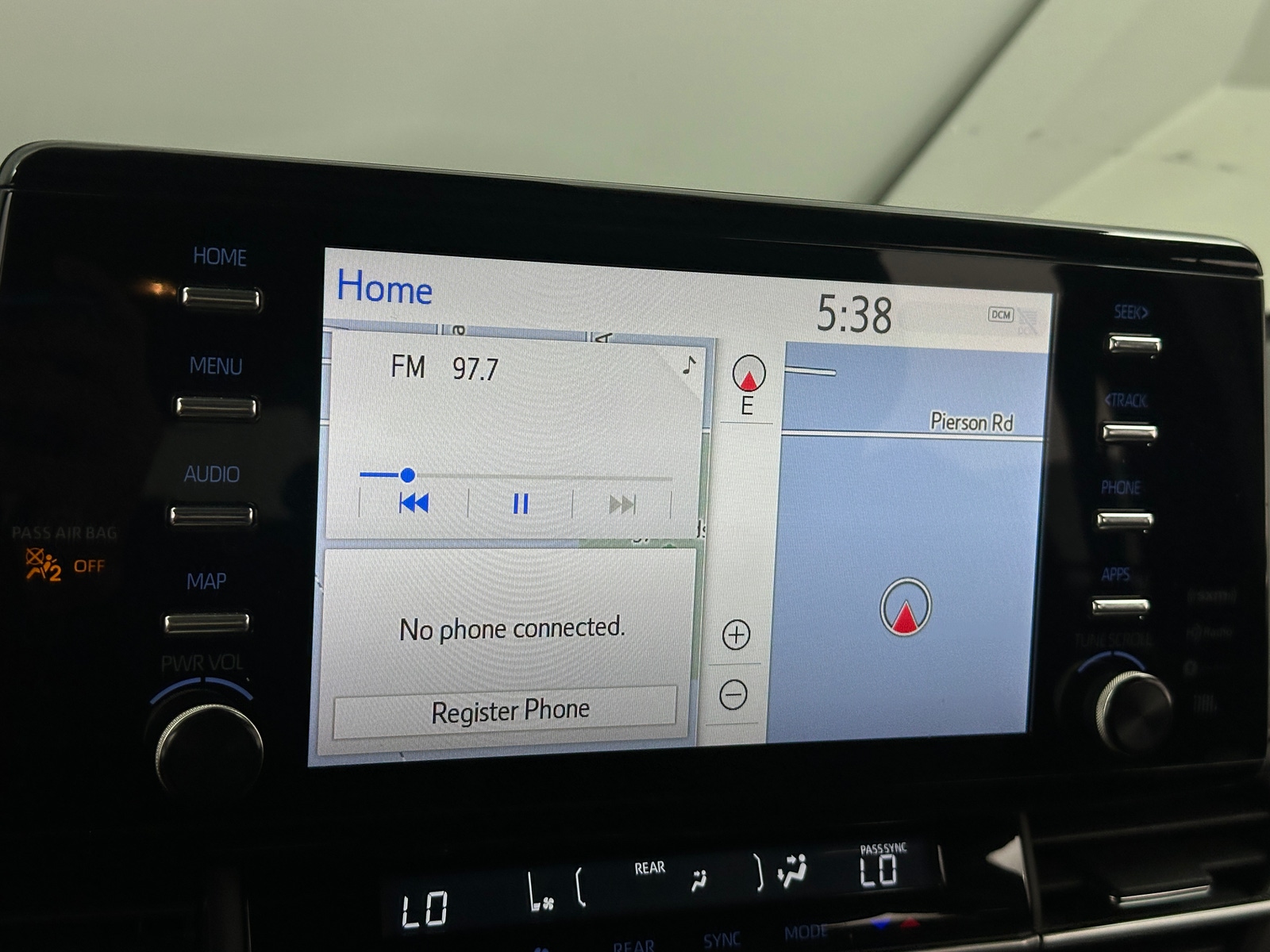 Thumbnail: 2022 Toyota Sienna - 3