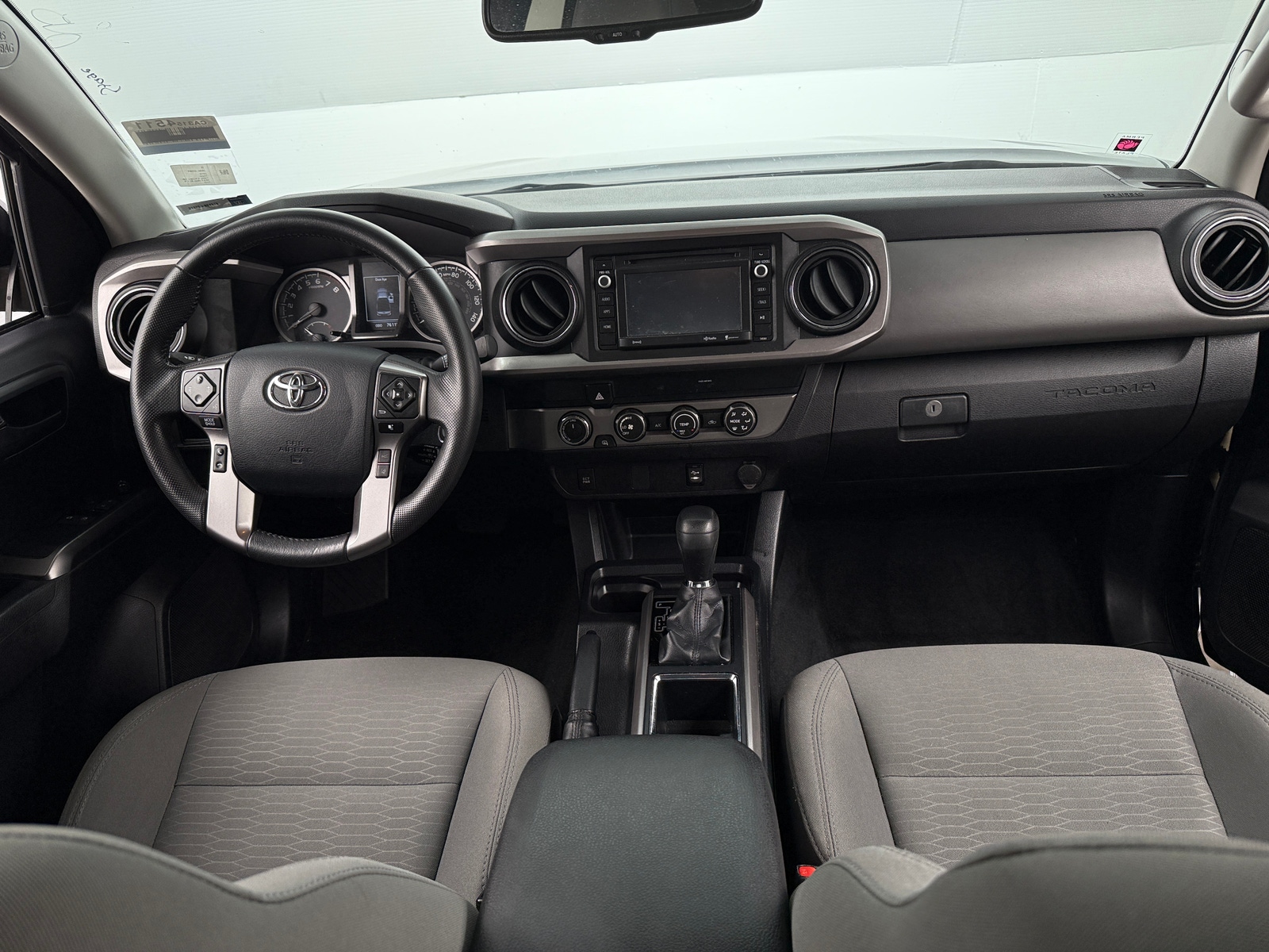 Thumbnail: 2019 Toyota Tacoma - 3