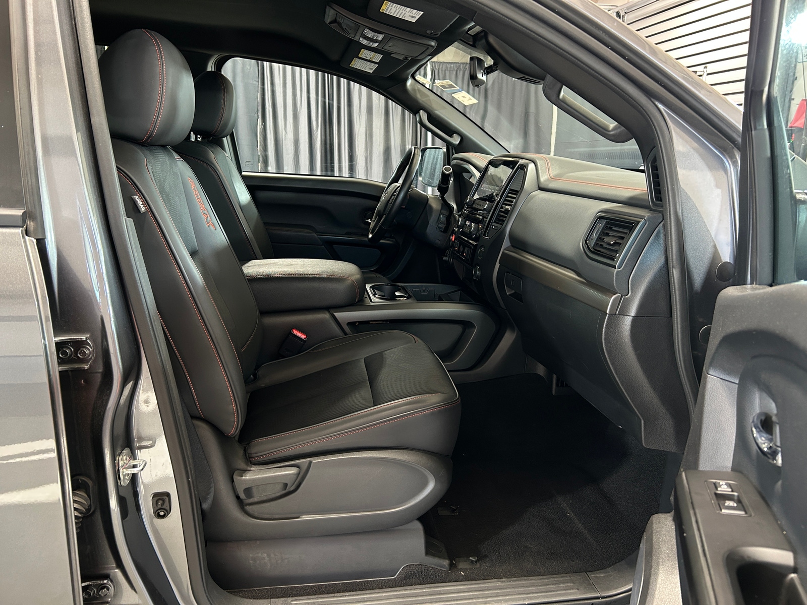 Thumbnail: 2024 Nissan Titan - 2