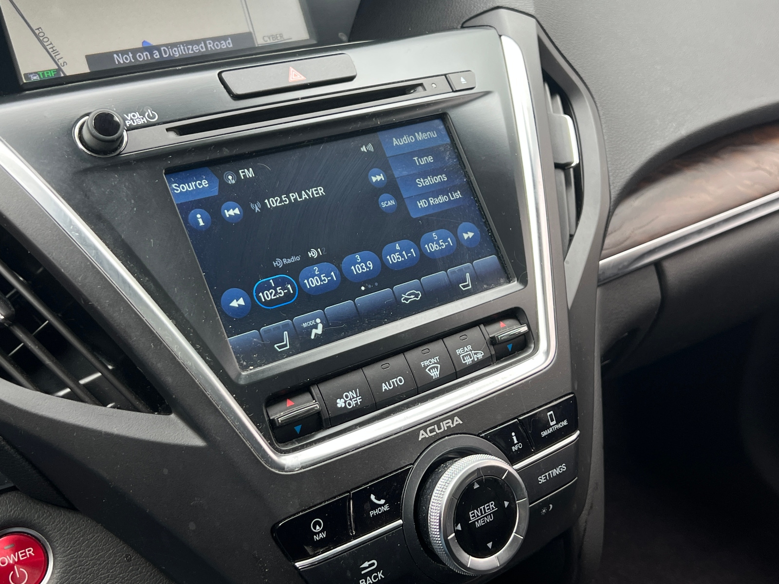 Thumbnail: 2020 Acura MDX - 3