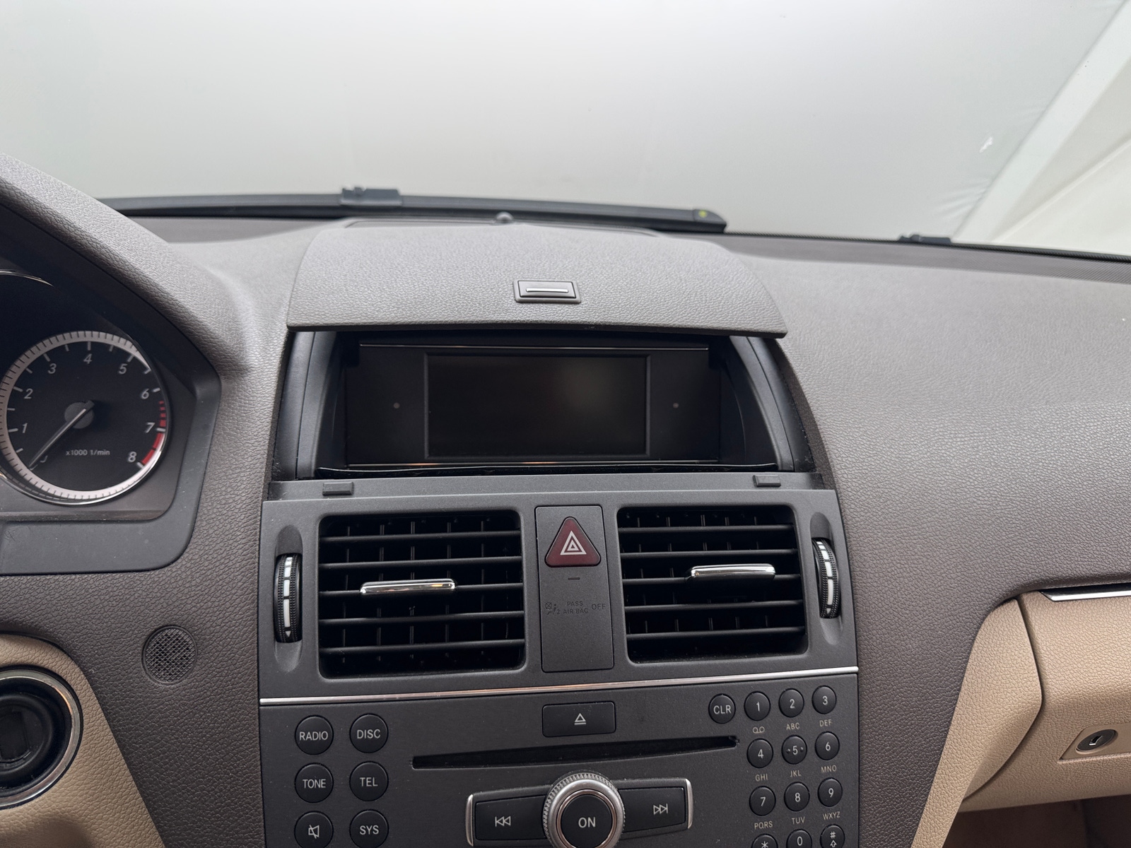 Thumbnail: 2011 Mercedes-Benz C-Class - 3