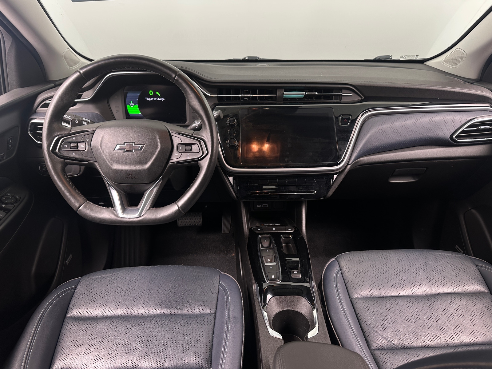 Thumbnail: 2023 Chevrolet Bolt EUV - 2