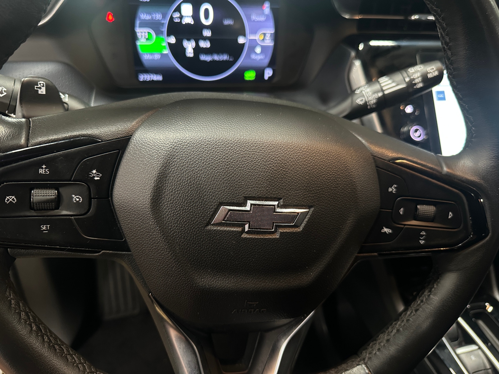 Thumbnail: 2023 Chevrolet Bolt EUV - 4