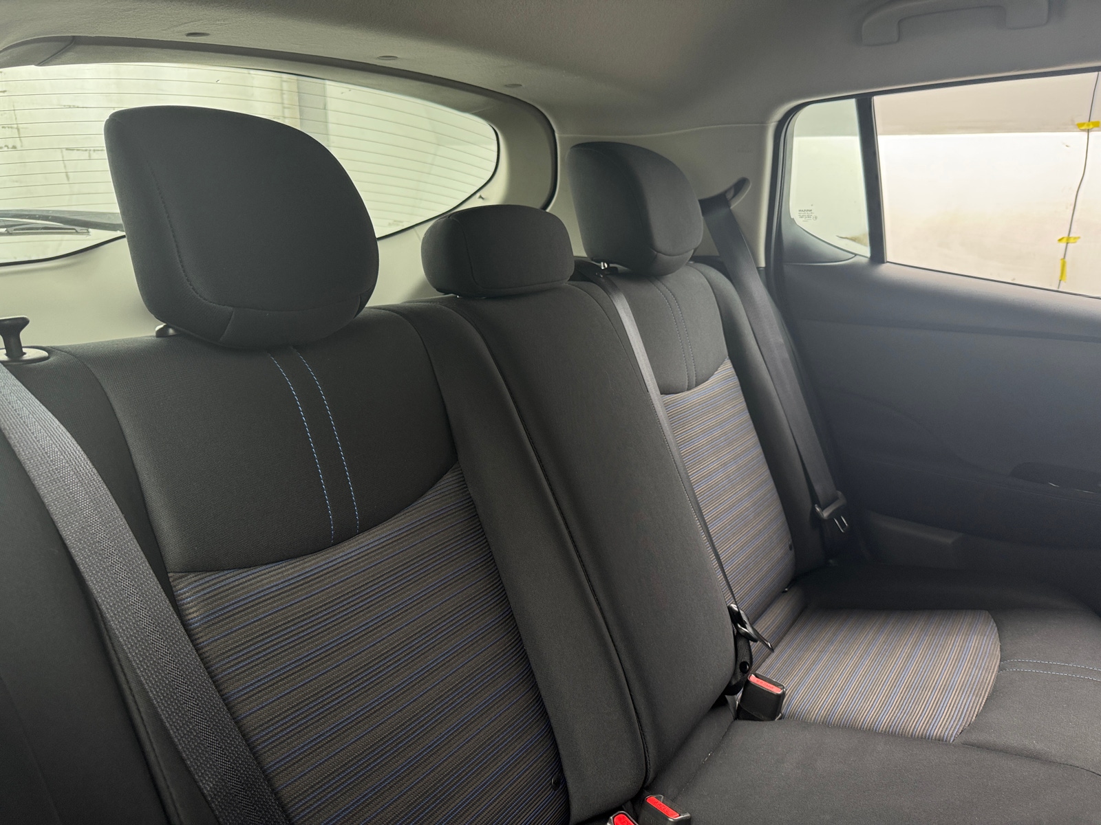 Thumbnail: 2020 Nissan Leaf - 6