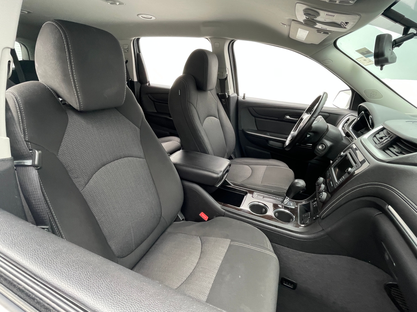 Thumbnail: 2017 Chevrolet Traverse - 2
