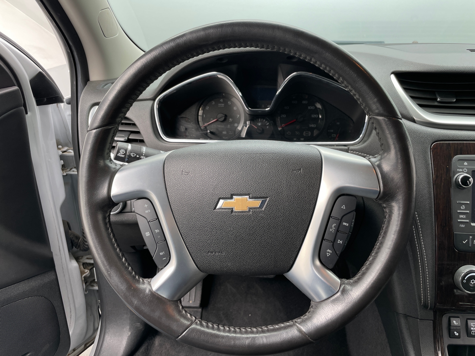 Thumbnail: 2017 Chevrolet Traverse - 5