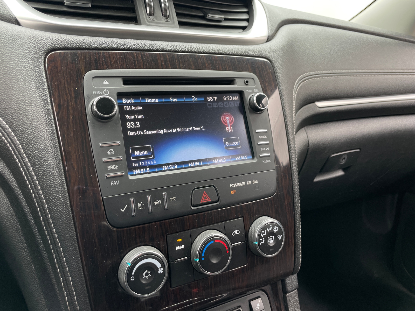 Thumbnail: 2017 Chevrolet Traverse - 4