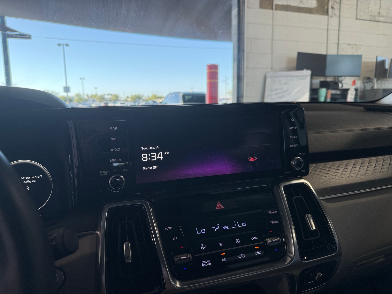 Thumbnail: 2023 Kia Sorento - 3