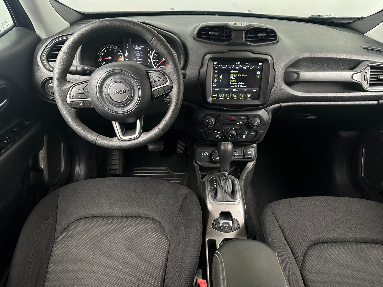 Thumbnail: 2022 Jeep Renegade - 3