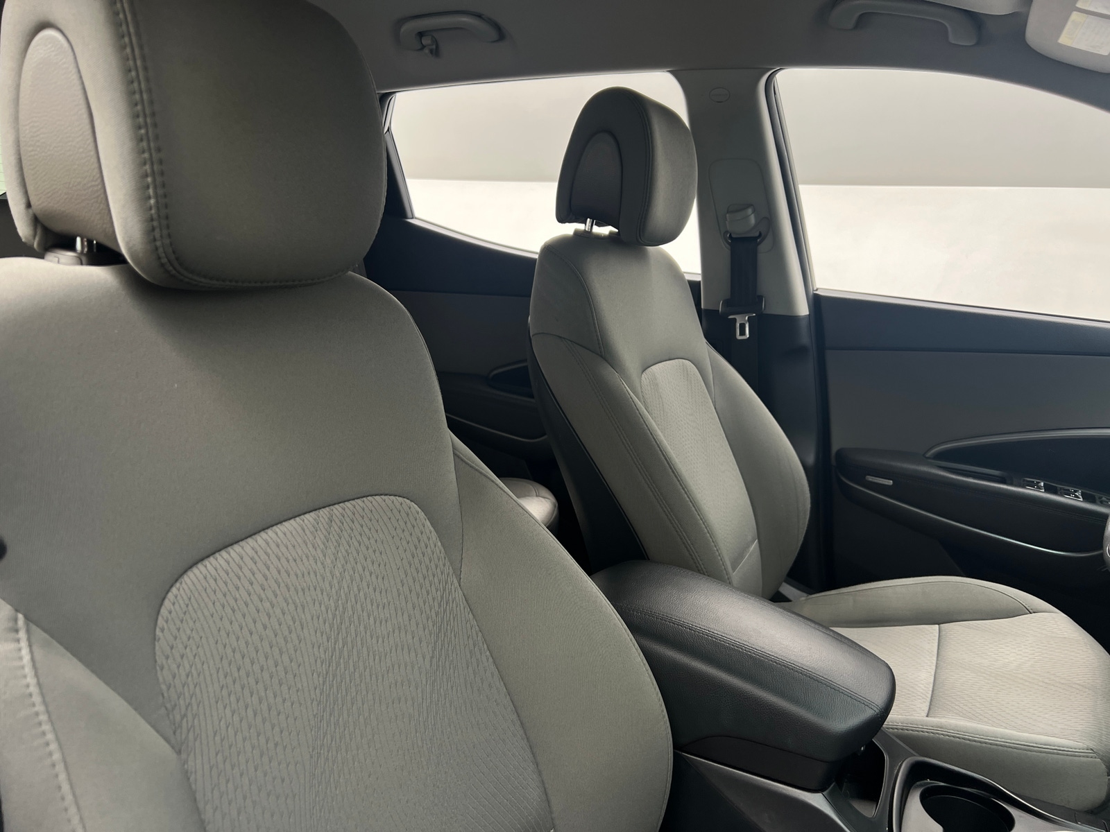 Thumbnail: 2018 Hyundai Santa Fe - 2