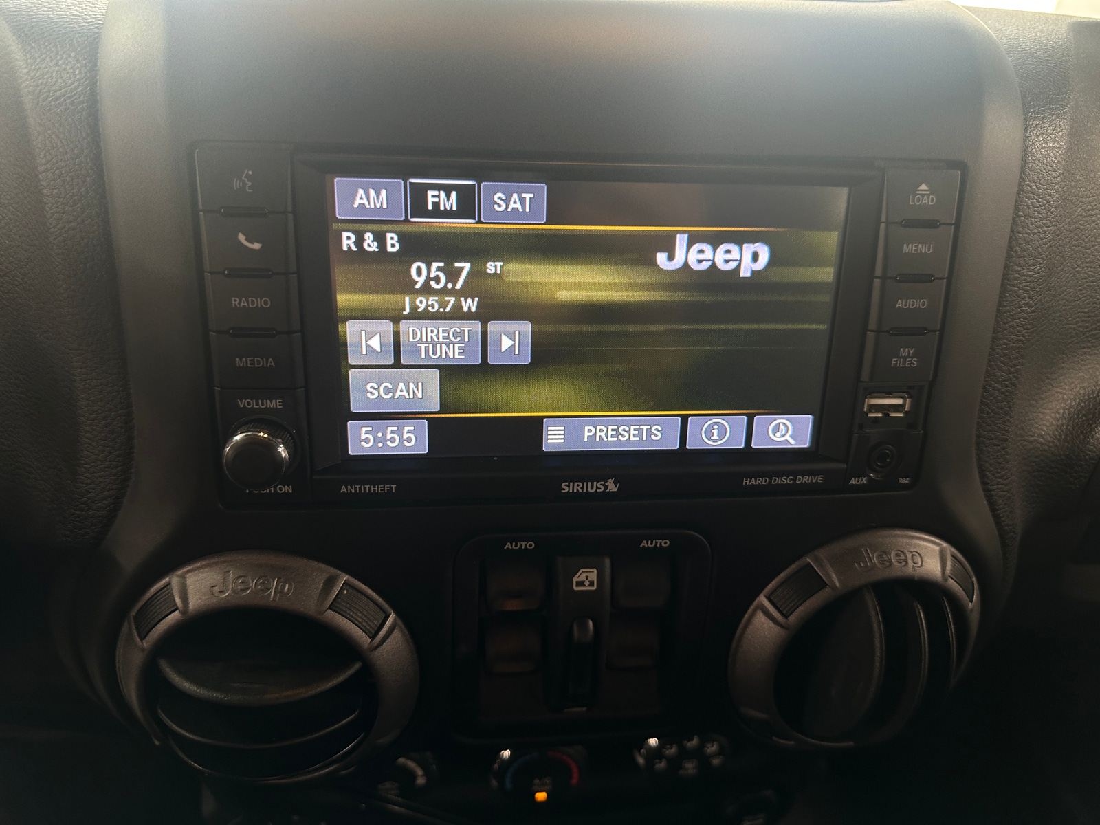 Thumbnail: 2018 Jeep Wrangler - 4