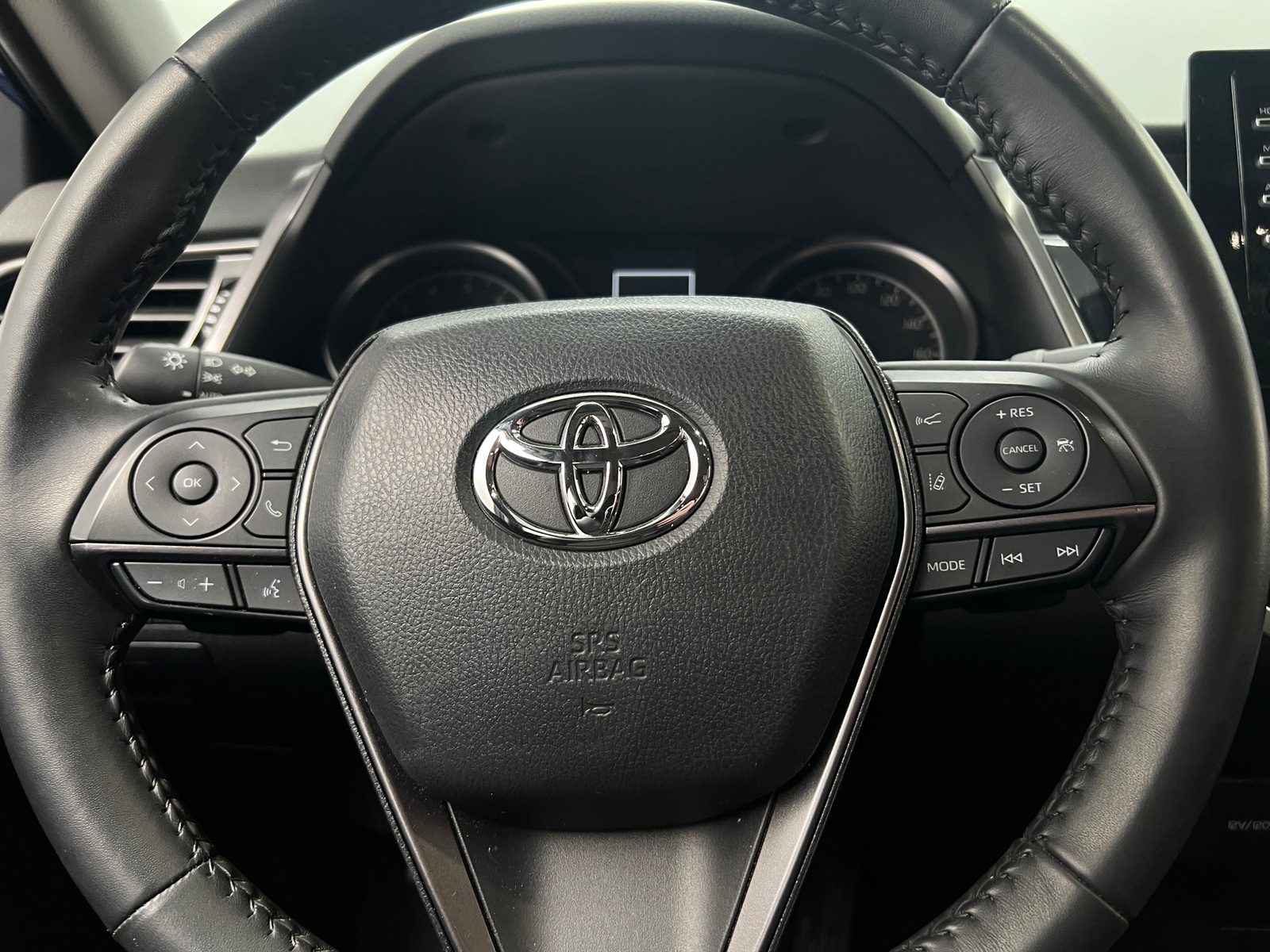 Thumbnail: 2023 Toyota Camry - 5