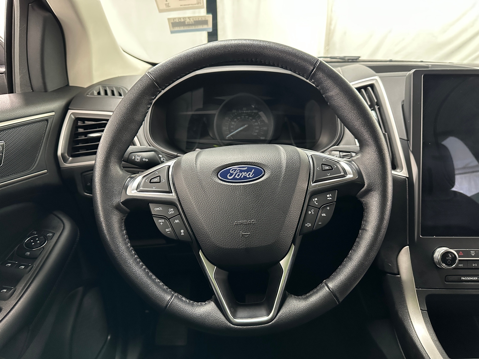 Thumbnail: 2024 Ford Edge - 4