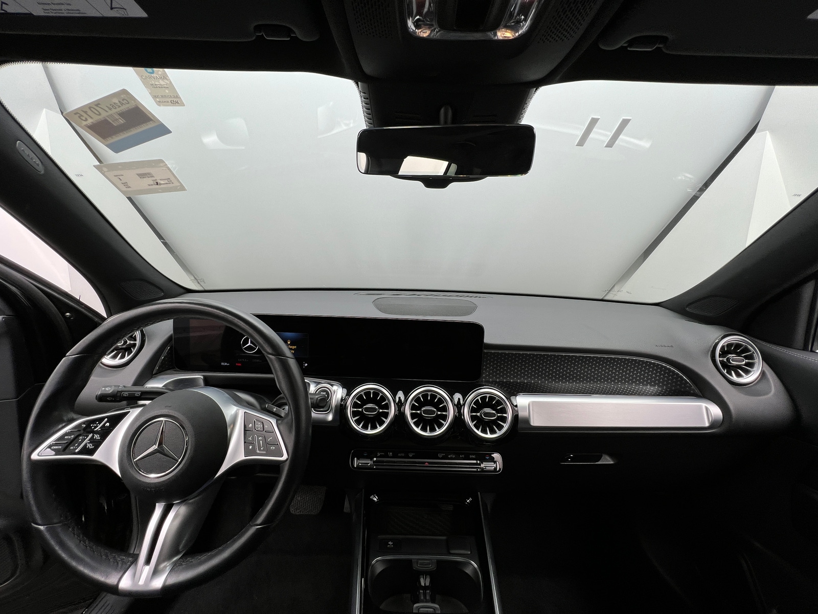 Thumbnail: 2024 Mercedes-Benz GLB - 2