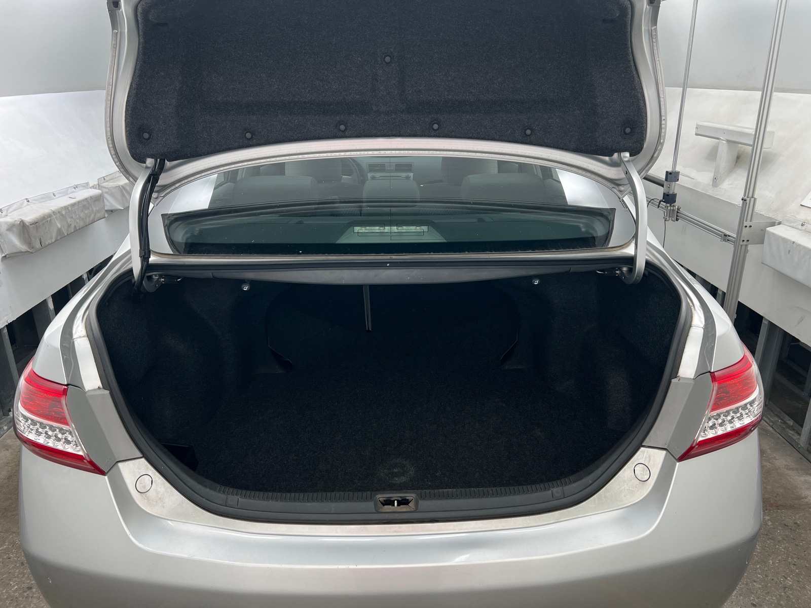 Thumbnail: 2011 Toyota Camry - 7