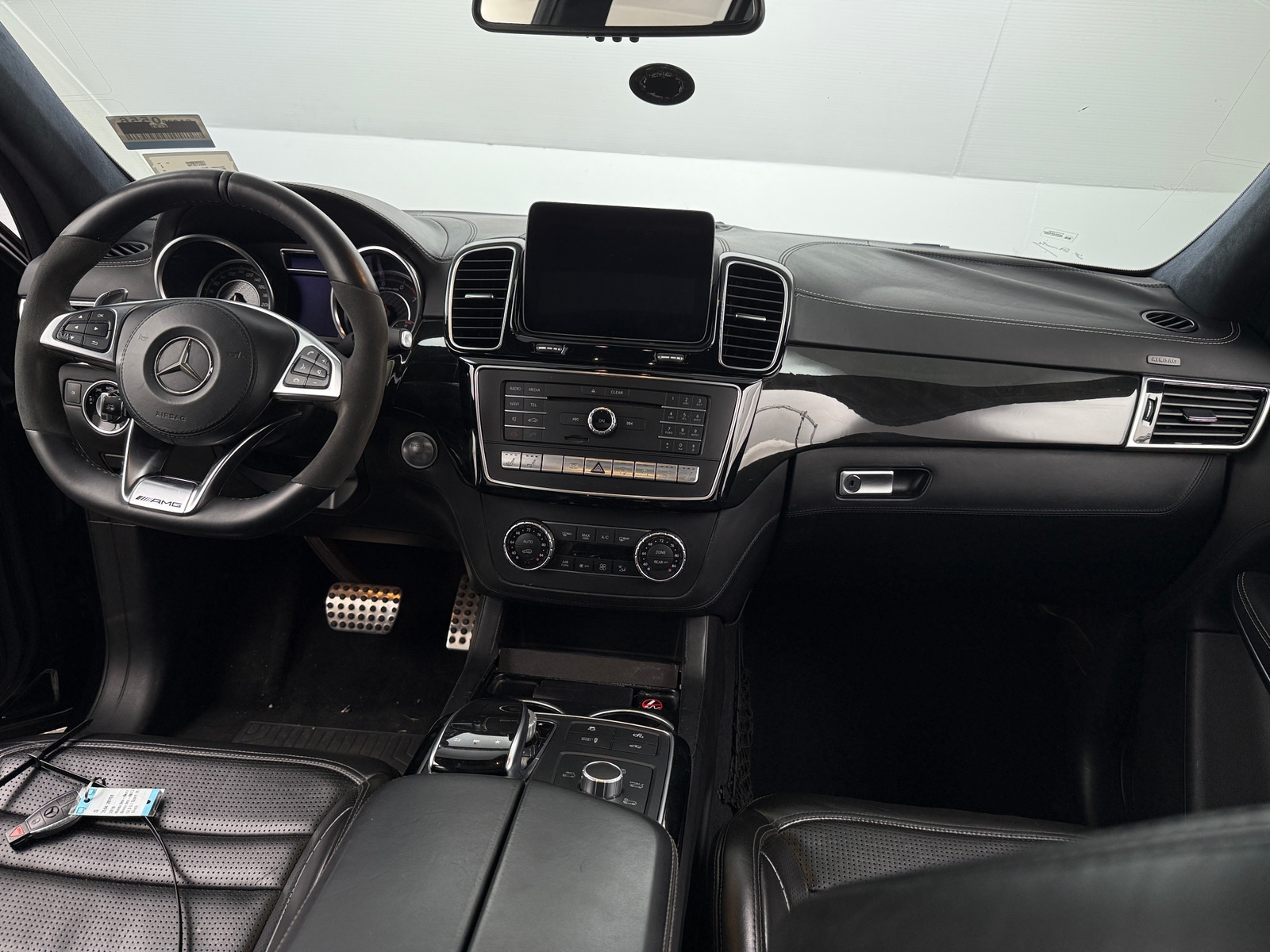 Thumbnail: 2019 Mercedes-Benz GLS - 2