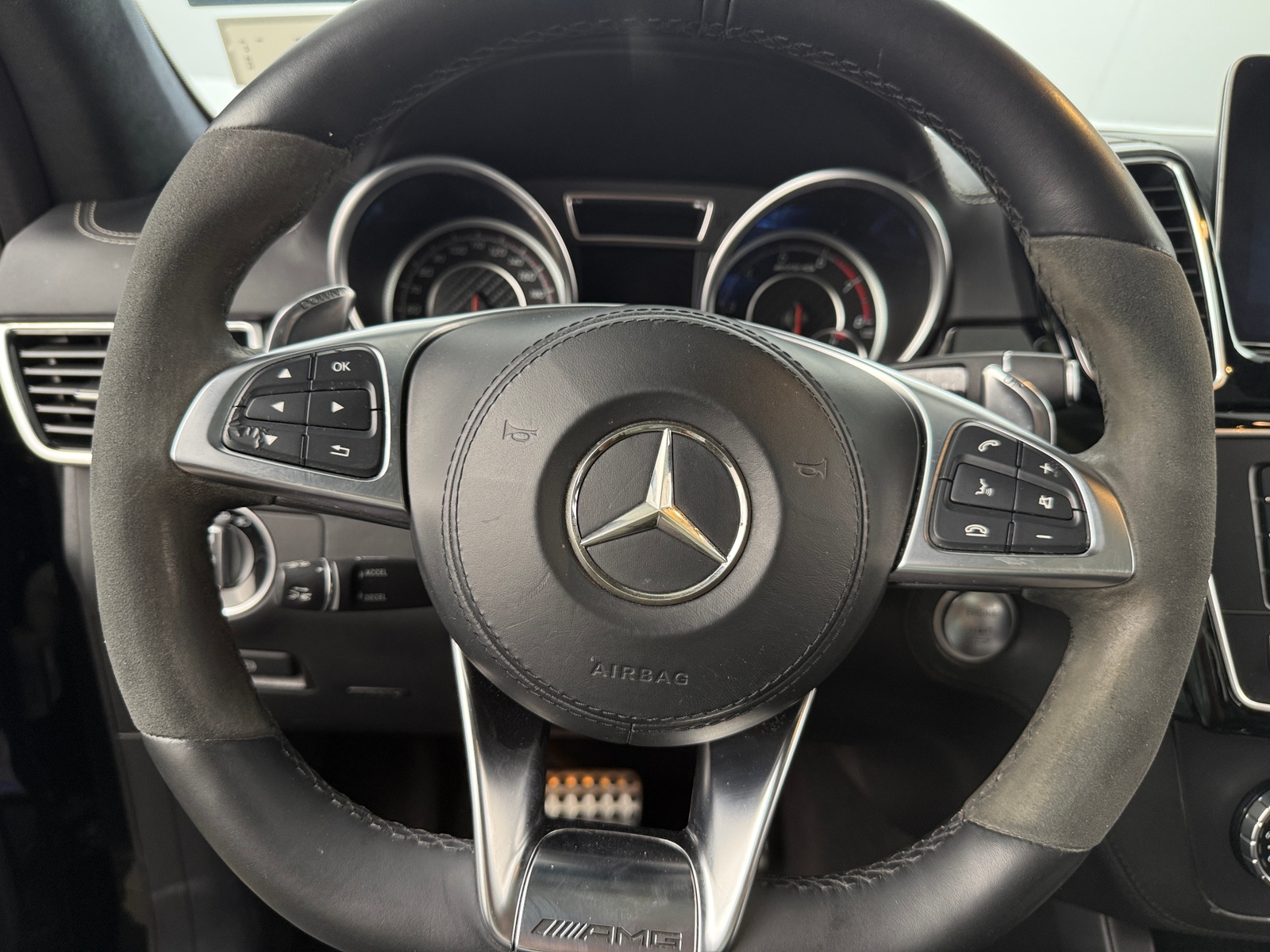 Thumbnail: 2019 Mercedes-Benz GLS - 4