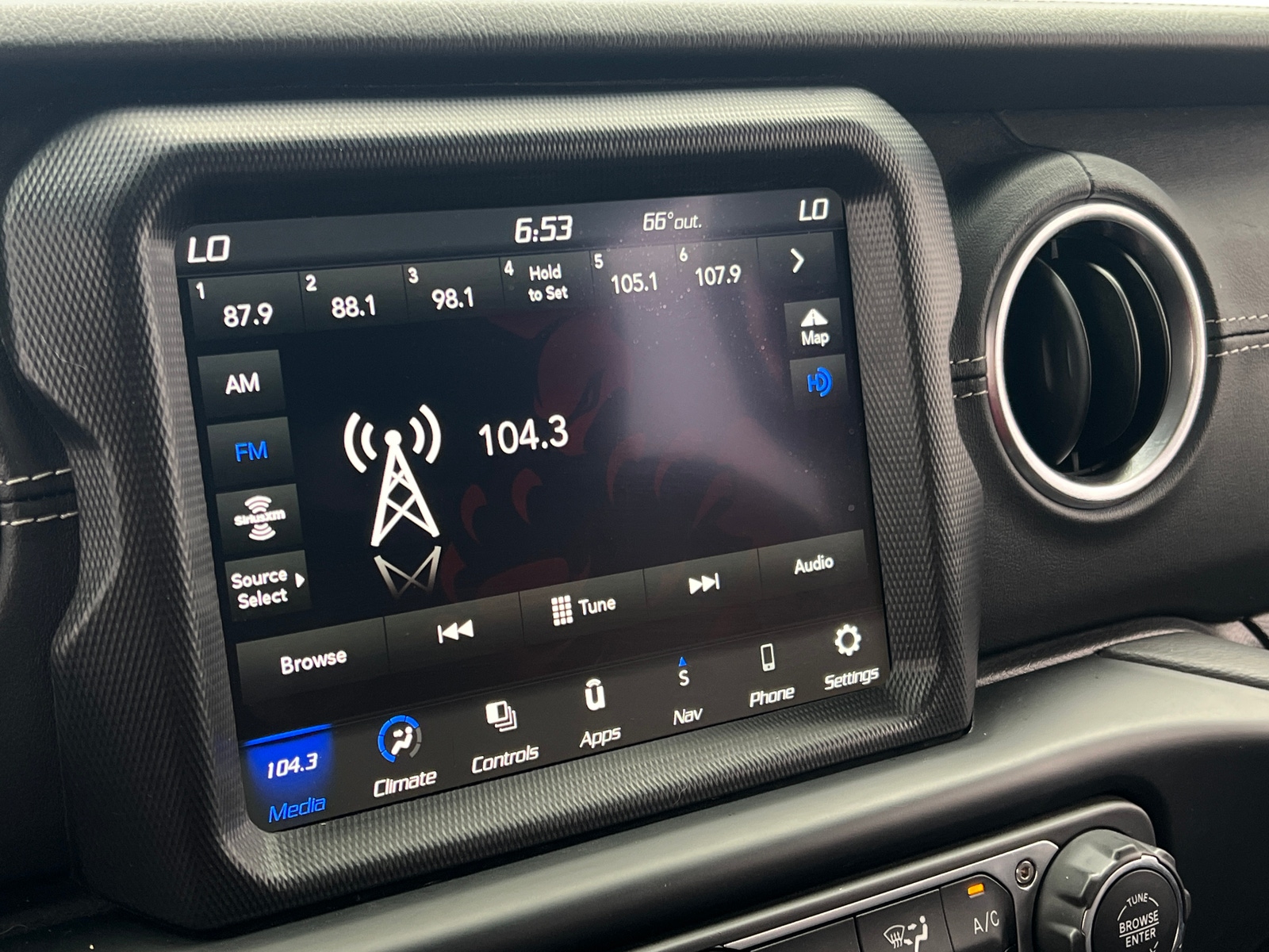 Thumbnail: 2021 Jeep Wrangler - 3