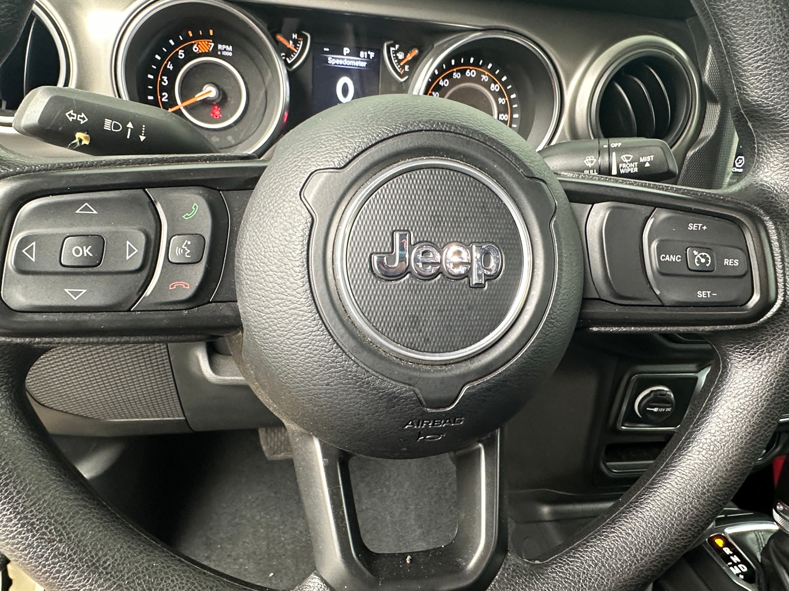 Thumbnail: 2022 Jeep Wrangler - 5