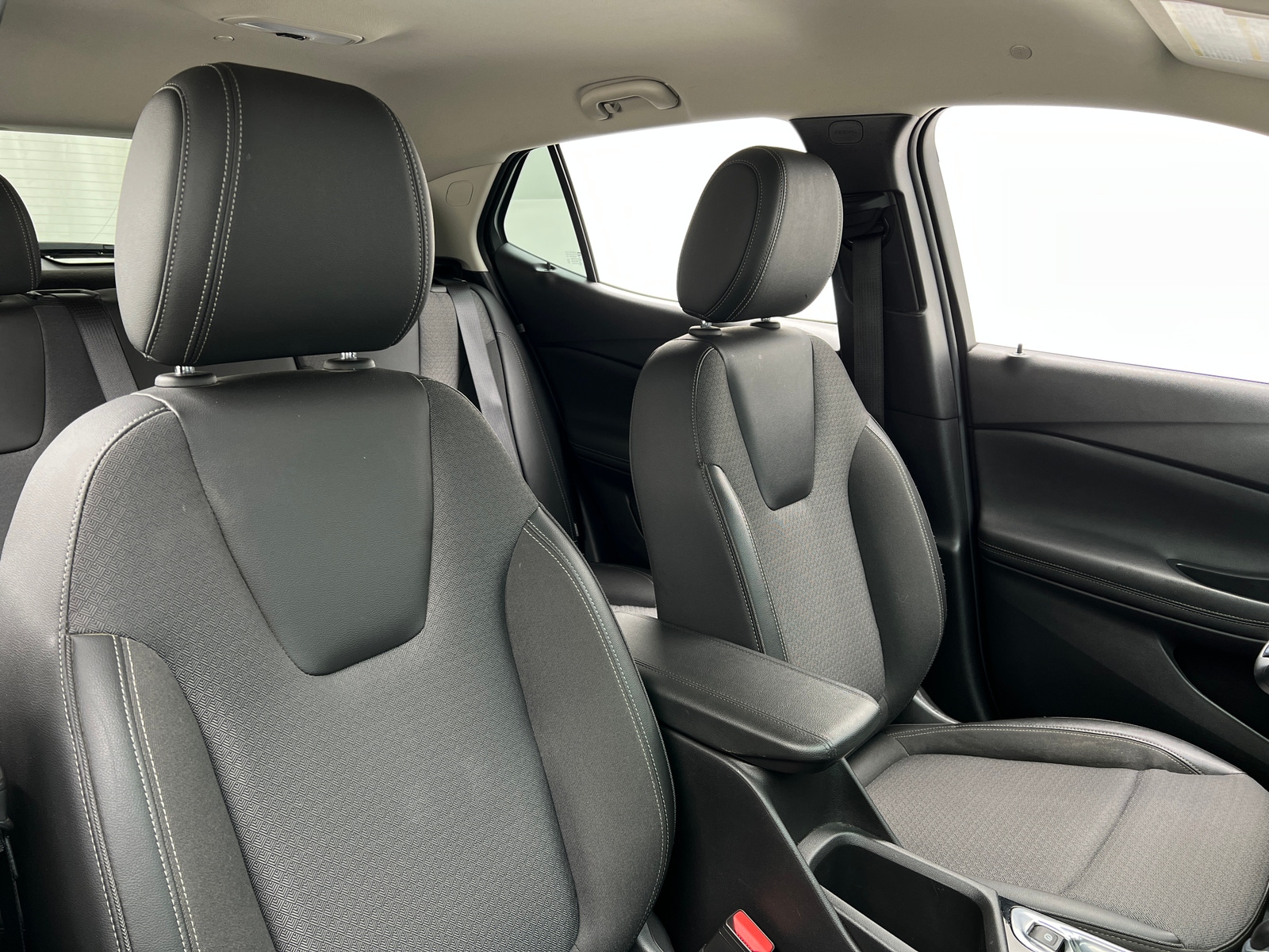 Thumbnail: 2024 Buick Encore GX - 2