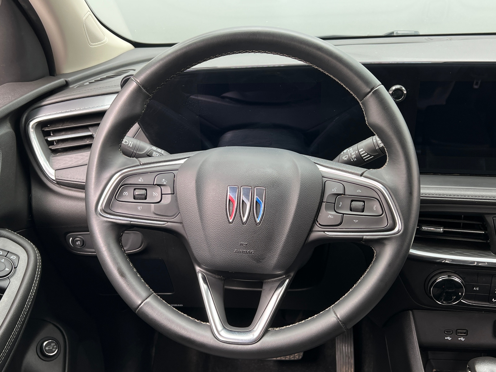 Thumbnail: 2024 Buick Encore GX - 5