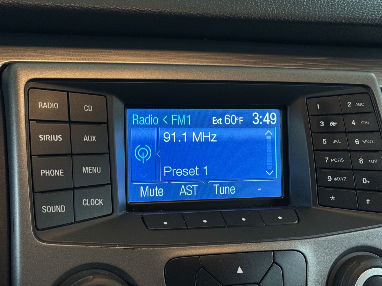 Thumbnail: 2013 Ford Flex - 4