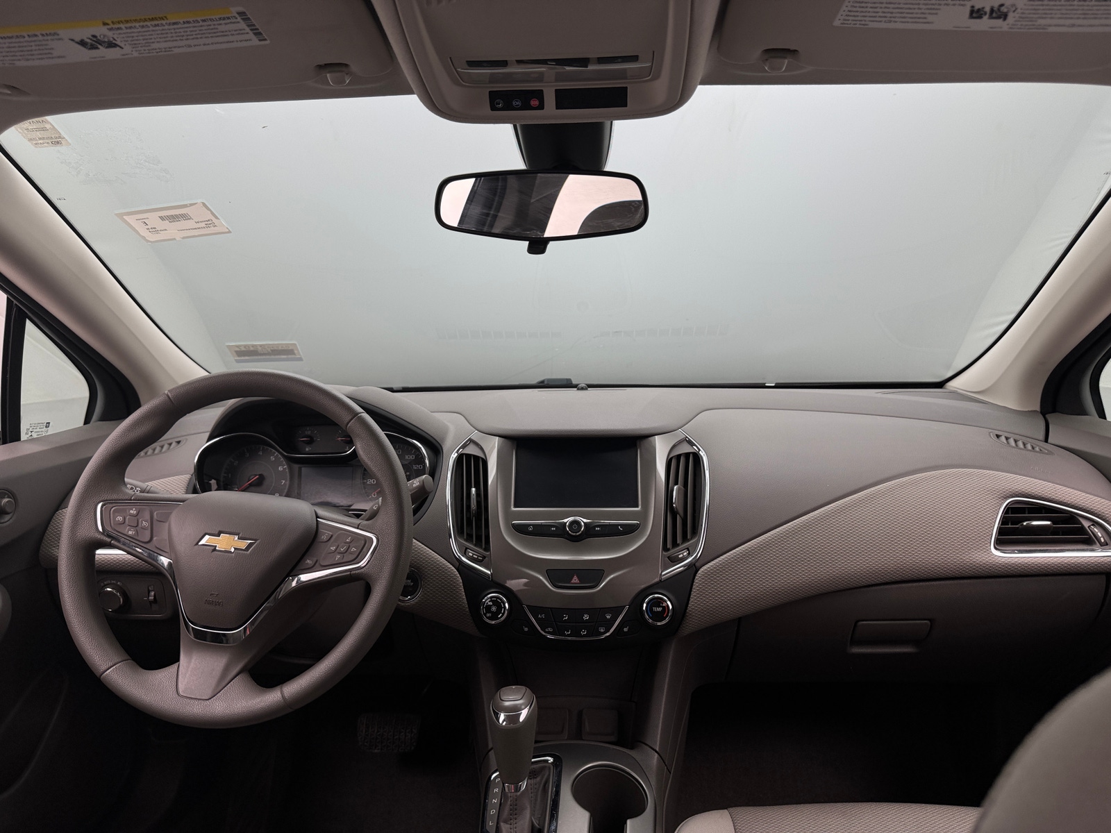 Thumbnail: 2017 Chevrolet Cruze - 3