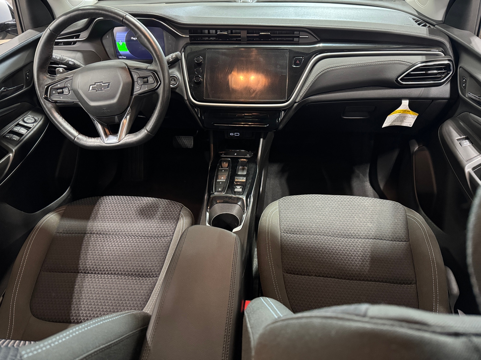 Thumbnail: 2023 Chevrolet Bolt EUV - 3