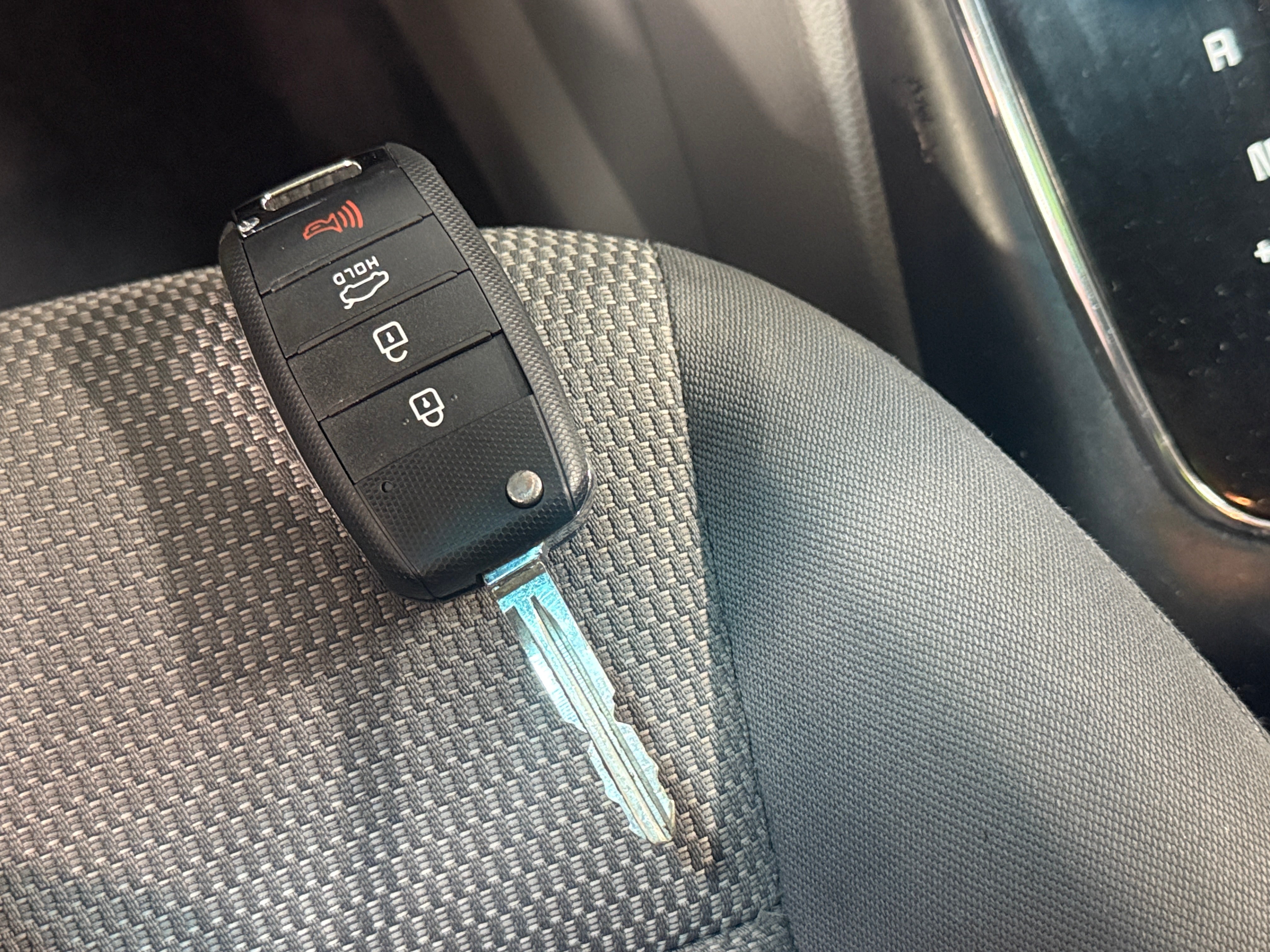 Used 2018 Kia FORTE LX with VIN 3KPFK4A76JE199913 for sale in Oak Creek, WI