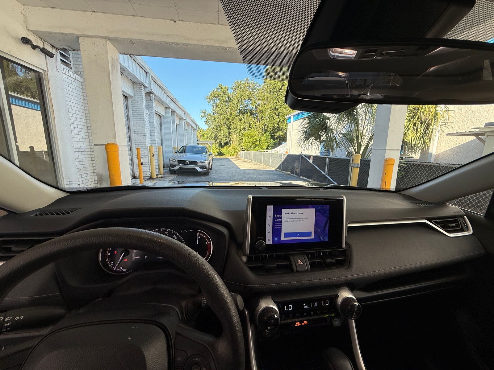 Thumbnail: 2025 Toyota RAV4 - 3