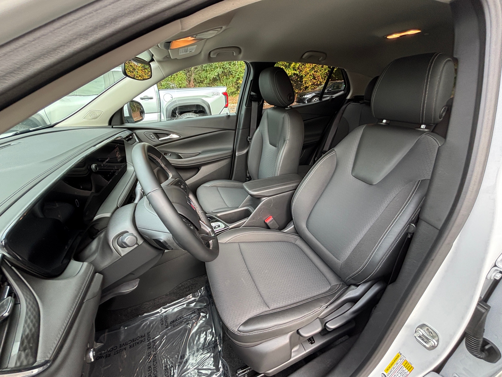 Thumbnail: 2025 Buick Encore GX - 2