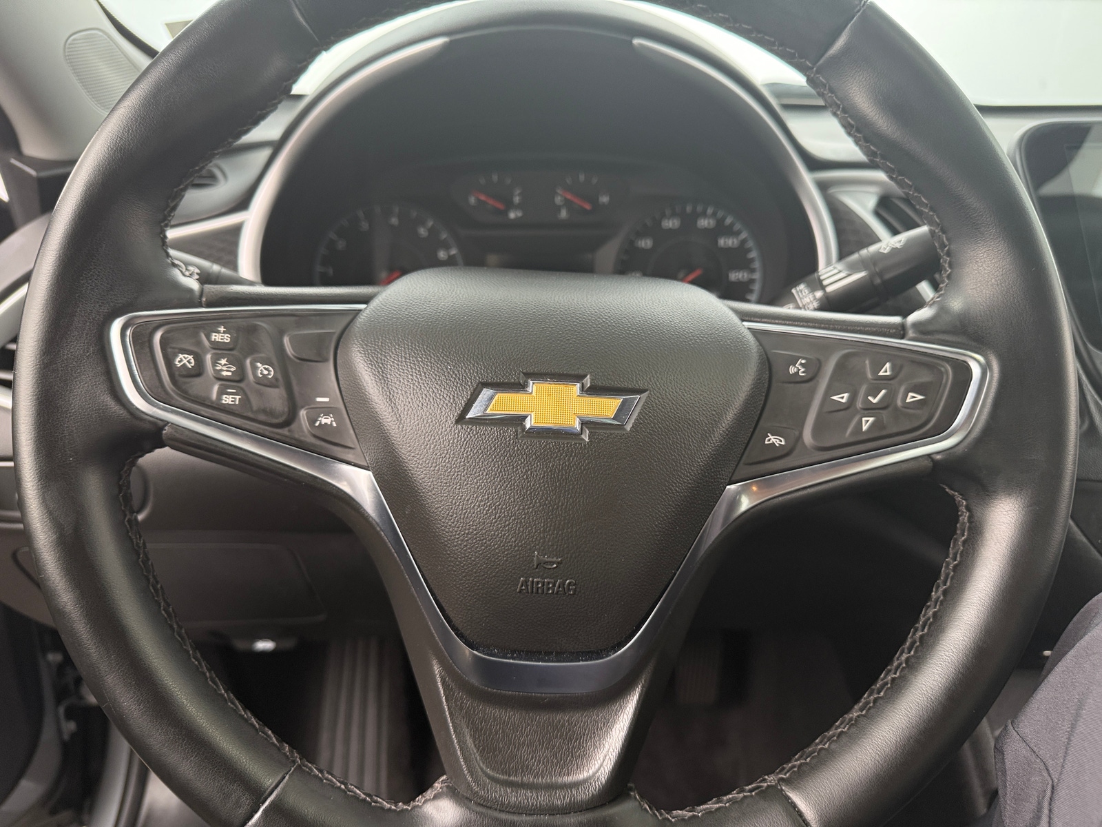 Thumbnail: 2024 Chevrolet Malibu - 5