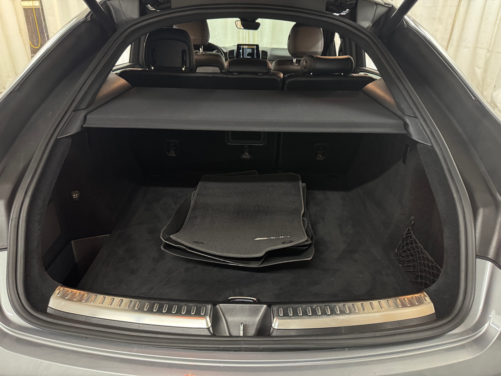 Thumbnail: 2016 Mercedes-Benz GLE - 6