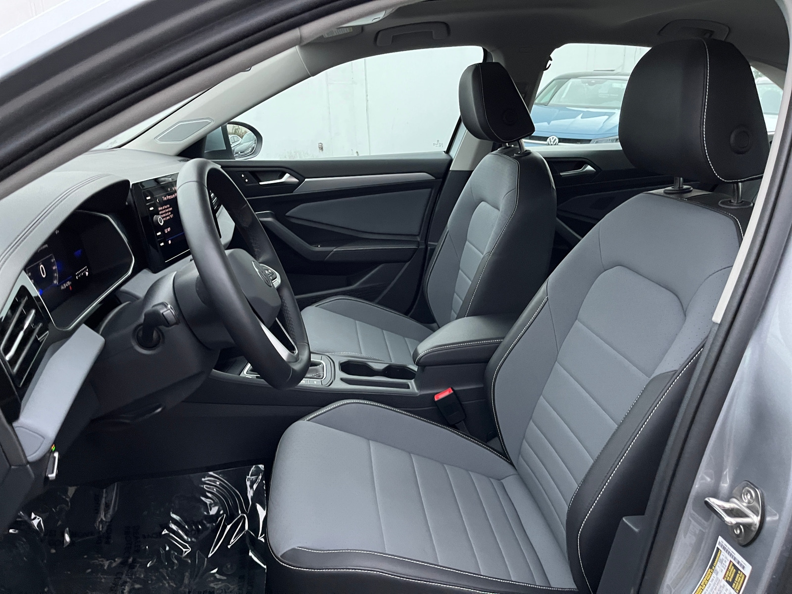 Thumbnail: 2025 Volkswagen Jetta - 2